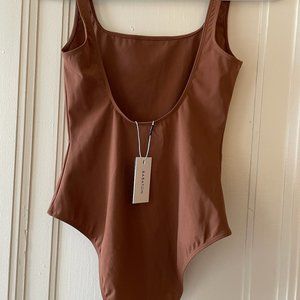 Aritzia - Babaton Bodysuit (NEW)